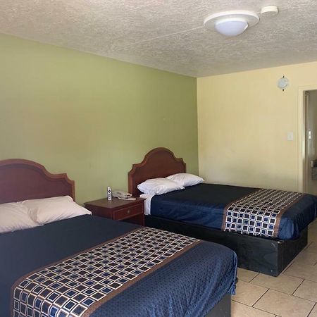 Texas Inn Beaumont Esterno foto
