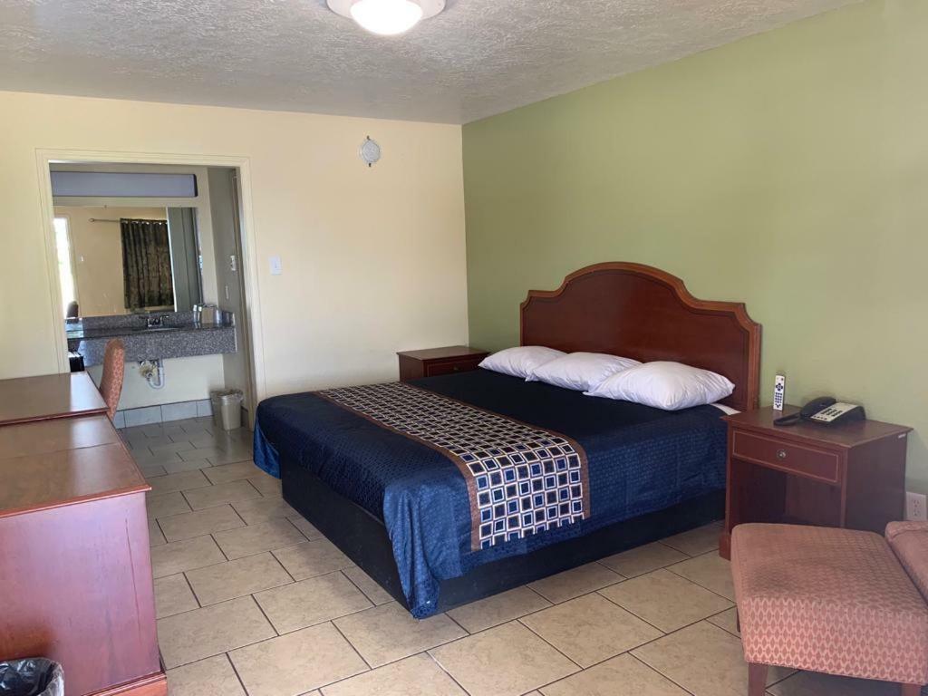 Texas Inn Beaumont Esterno foto